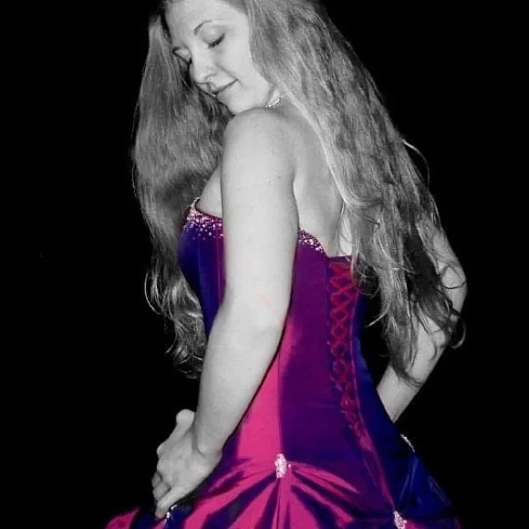 NEW! NWT Maggie Sottero Capri fuchsia size 6 wedding gown - Picture 9 of 15